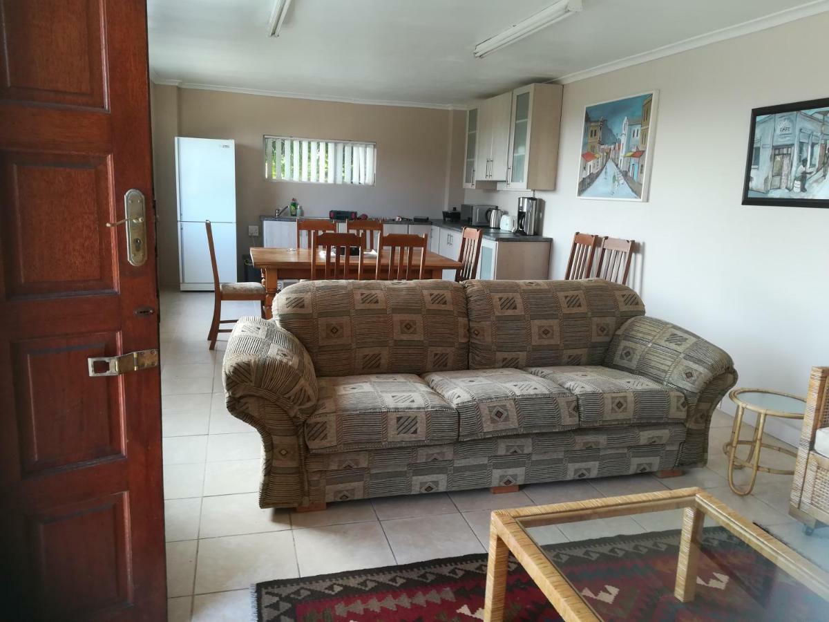 Daphne'S Place Apartment Hermanus Exterior photo